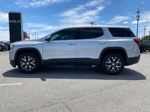 Used 2020 GMC Acadia SLE w/ LPO, Floor Liner Package FWD image 4