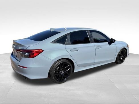 Used 2023 Honda Civic Sport image 7