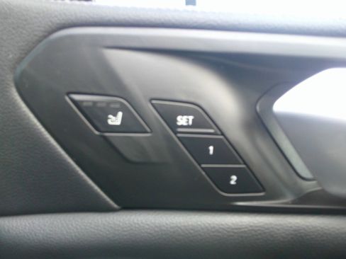 Used 2020 BMW X5 xDrive50i AWD/4WD image 59