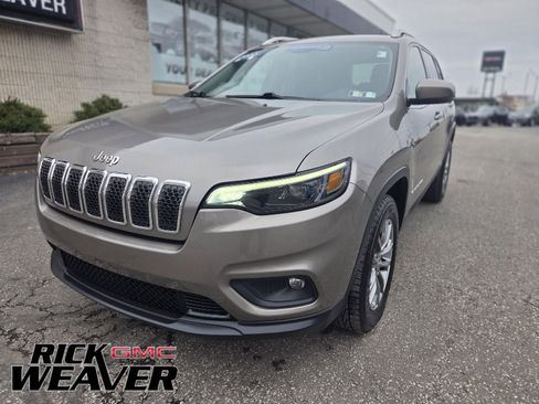 Used 2020 Jeep Cherokee Latitude Plus w/ Cold Weather Group image 1