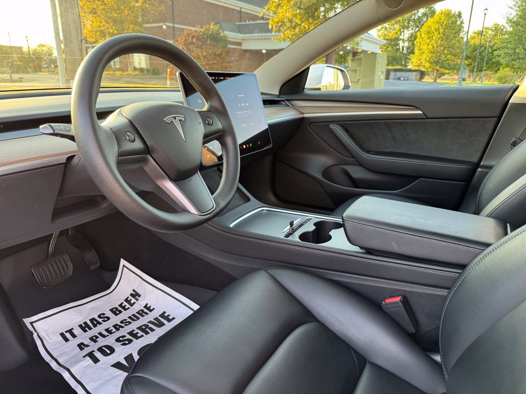 Used 2023 Tesla Model 3 Standard Range RWD image 10