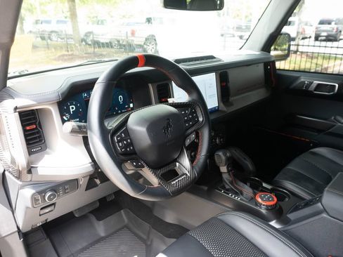 Used 2024 Ford Bronco Raptor w/ Interior Carbon Fiber Pack 6 AWD/4WD image 23