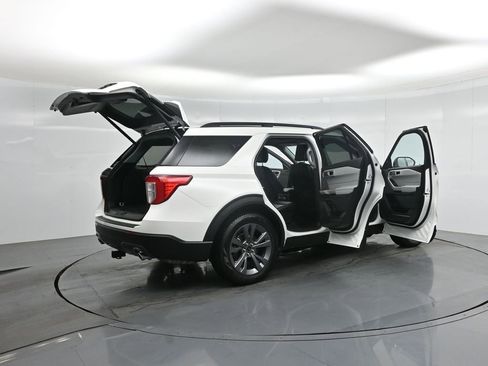 Certified 2023 Ford Explorer XLT w/ Equipment Group 202A image 6