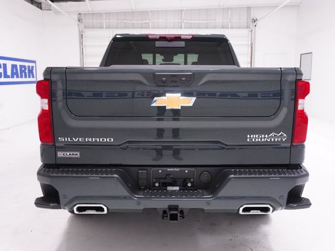New 2026 Chevrolet Silverado 1500 High Country w/ High Country Premium Package AWD/4WD image 6