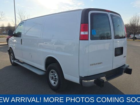 Used 2024 GMC Savana 2500 w/ Driver Convenience Package image 3