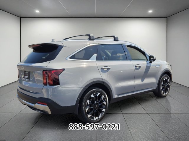 Used 2025 Kia Sorento SX FWD image 5