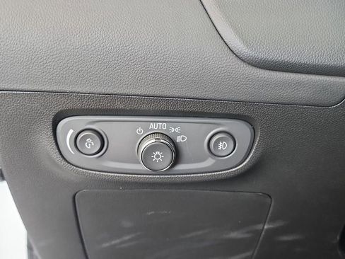 Certified 2023 Buick Encore GX Essence w/ Experience Buick Package FWD image 17