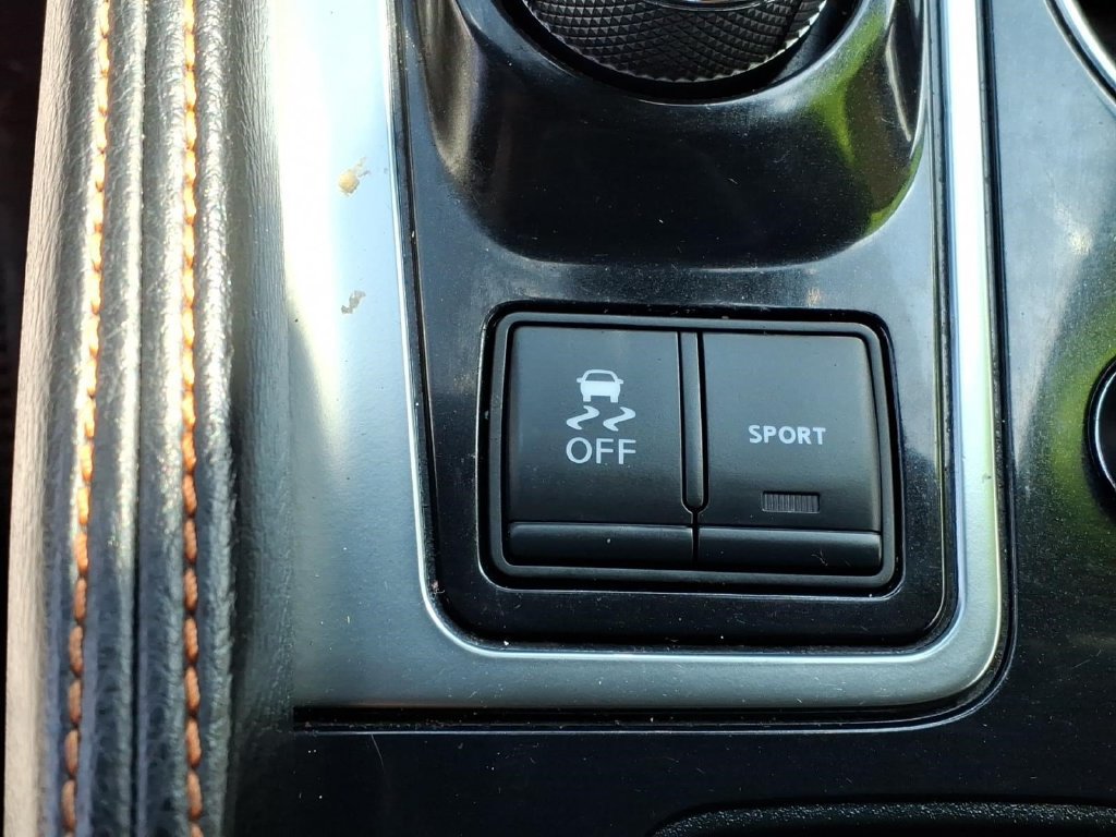 Used 2023 Nissan Maxima SR w/ Sport Mat Group FWD image 28