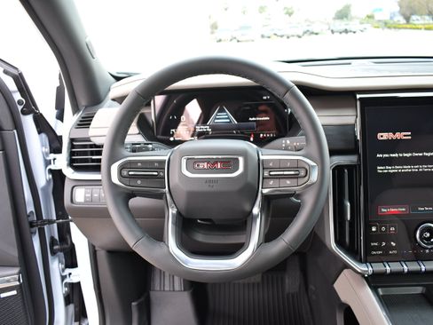 New 2026 GMC Acadia Elevation w/ Black Edition AWD/4WD image 13