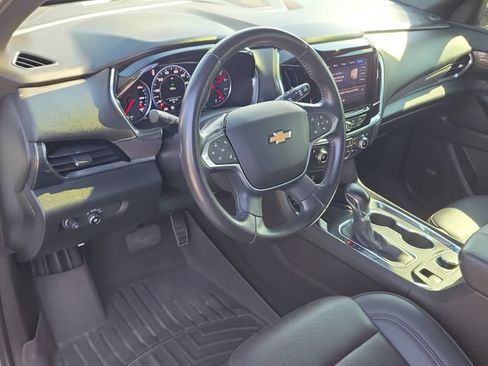 Certified 2022 Chevrolet Traverse High Country FWD image 21