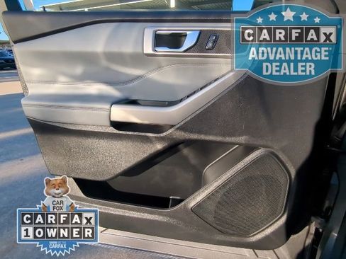 Used 2021 Ford Explorer XLT w/ Equipment Group 202A image 14