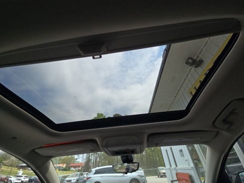 Used 2021 GMC Acadia Denali w/ Denali Technology Package image 45