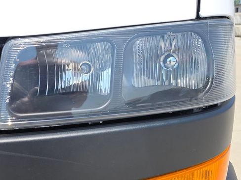 Used 2025 GMC Savana 2500 w/ Driver Convenience Package RWD image 9