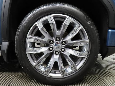 Used 2024 GMC Sierra 1500 Denali w/ Denali Reserve Package image 8