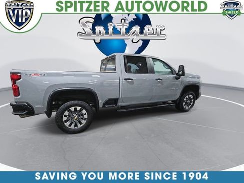 Used 2024 Chevrolet Silverado 2500 Custom w/ Custom Value Package image 8
