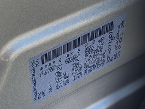 Used 2025 Nissan Rogue SV FWD image 30