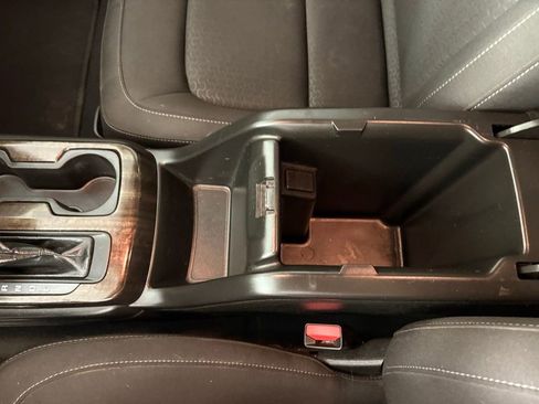 Used 2021 GMC Canyon Elevation image 33