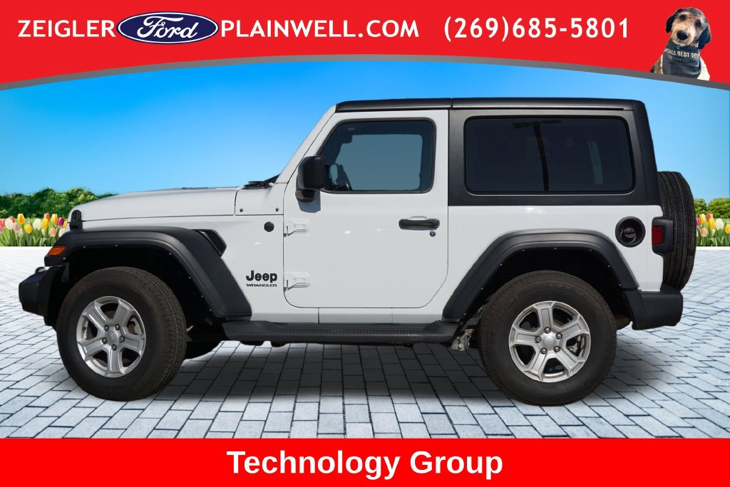 Used 2022 Jeep Wrangler Sport AWD/4WD image 2