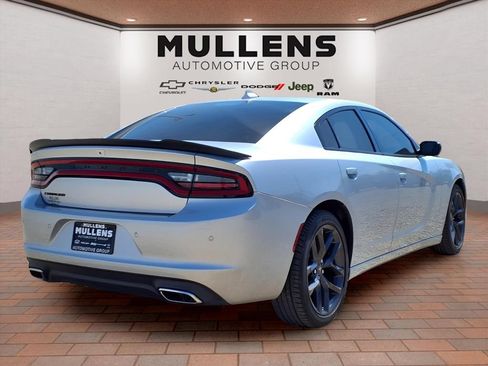 Used 2023 Dodge Charger SXT w/ Blacktop Package RWD image 5