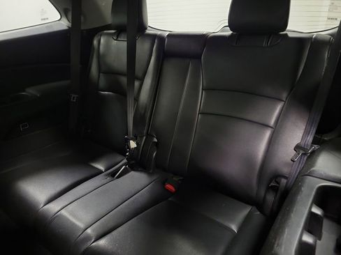 Used 2021 Honda Pilot Touring image 21