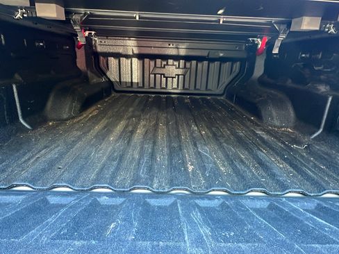 Used 2025 Chevrolet Colorado ZR2 w/ Technology Package image 13