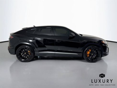 Used 2020 Lamborghini Urus AWD/4WD image 5