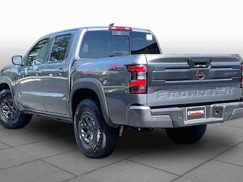 Used 2026 Nissan Frontier PRO-4X AWD/4WD image 12