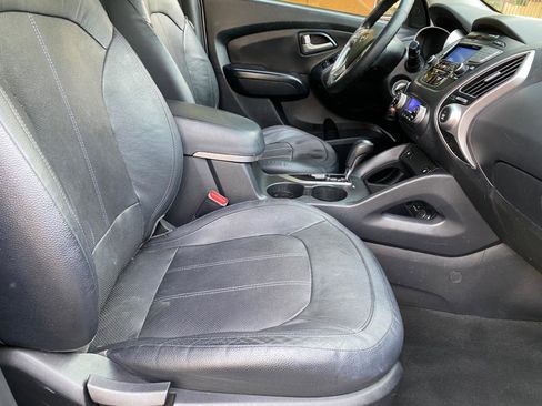 Used 2012 Hyundai Tucson Limited image 46