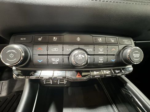 Used 2021 Dodge Durango Citadel w/ Premium Entertainment Group image 11