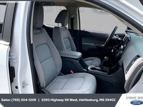 Used 2019 Chevrolet Colorado W/T w/ WT Convenience Package image 6