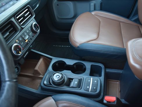 Used 2022 Ford Maverick Lariat w/ Lariat Luxury Package image 21