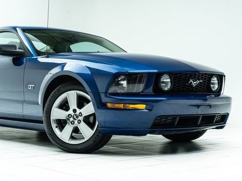 Used 2006 Ford Mustang GT Premium image 4