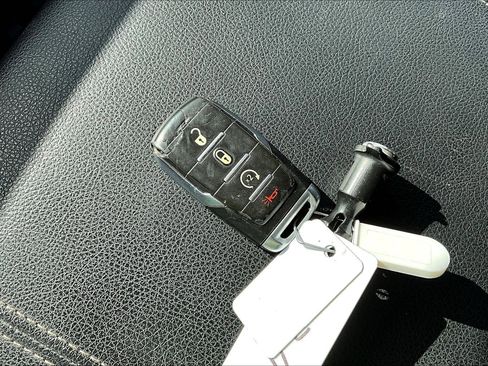 Used 2019 RAM 1500 Big Horn image 12