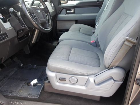 Used 2013 Ford F150 XLT w/ Luxury Equipment Group RWD image 19