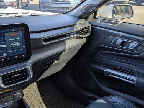 Used 2024 Ford Mustang GT Premium image 9