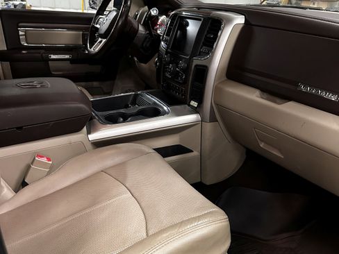Used 2018 RAM 2500 Laramie AWD/4WD image 8