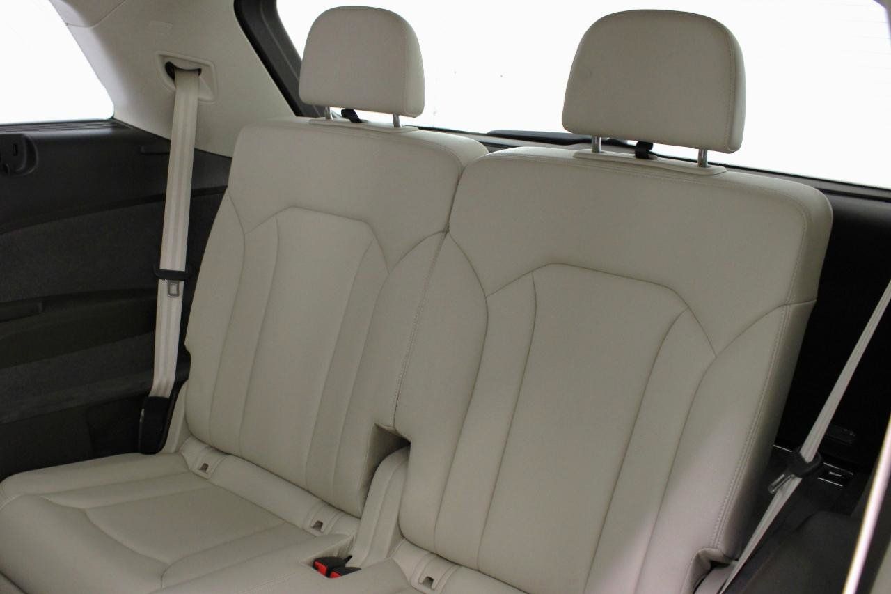Used 2019 Audi Q7 3.0T Prestige w/ Prestige Package AWD/4WD image 44