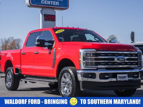 Used 2023 Ford F250 Lariat w/ Tow Technology Package image 1