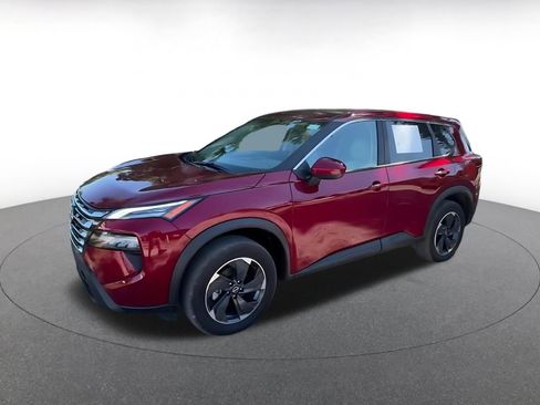 Used 2025 Nissan Rogue SV FWD image 8