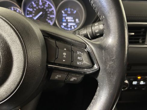 Used 2018 MAZDA CX-5 Touring FWD image 29