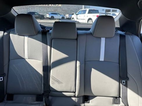 Used 2025 Toyota Camry SE w/ Convenience Package image 38