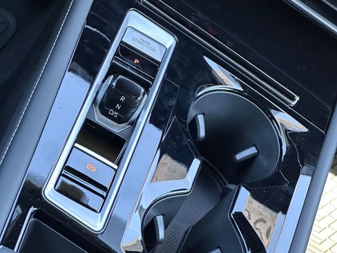 New 2026 Volkswagen Atlas Cross Sport SE image 17