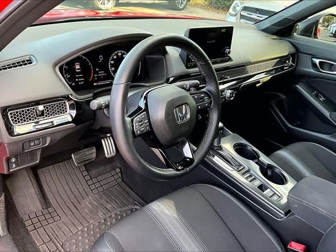 Used 2023 Honda Civic Sport image 17