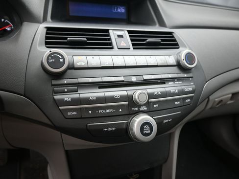 Used 2010 Honda Accord LX image 28