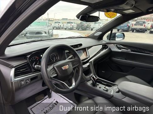 Used 2025 Cadillac XT6 Premium Luxury image 21