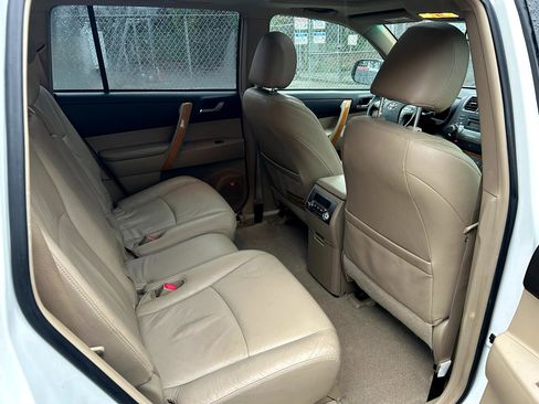 Used 2008 Toyota Highlander Limited image 16