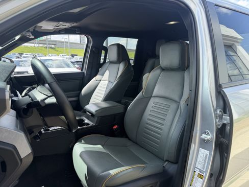 Used 2024 Toyota Tacoma 4x4 Double Cab Hybrid image 37