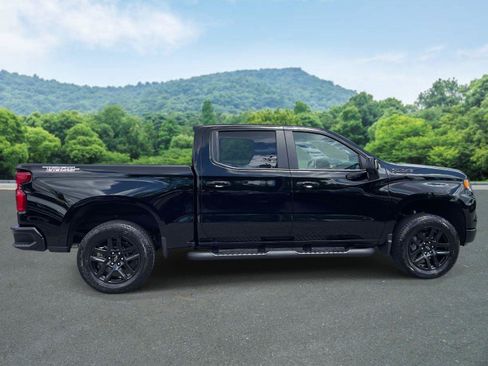 Used 2025 Chevrolet Silverado 1500 LT Trail Boss w/ LT Trail Boss Premium Package AWD/4WD image 21