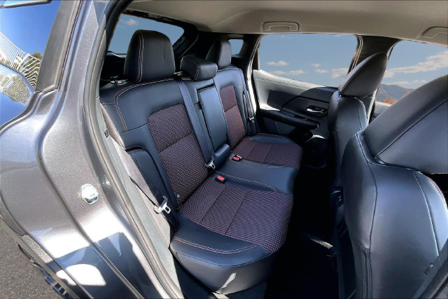 Certified 2026 Nissan Kicks SR FWD image 24
