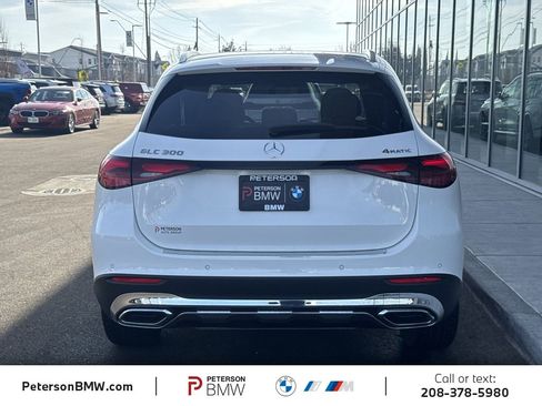 Used 2026 Mercedes-Benz GLC 300 4MATIC image 5